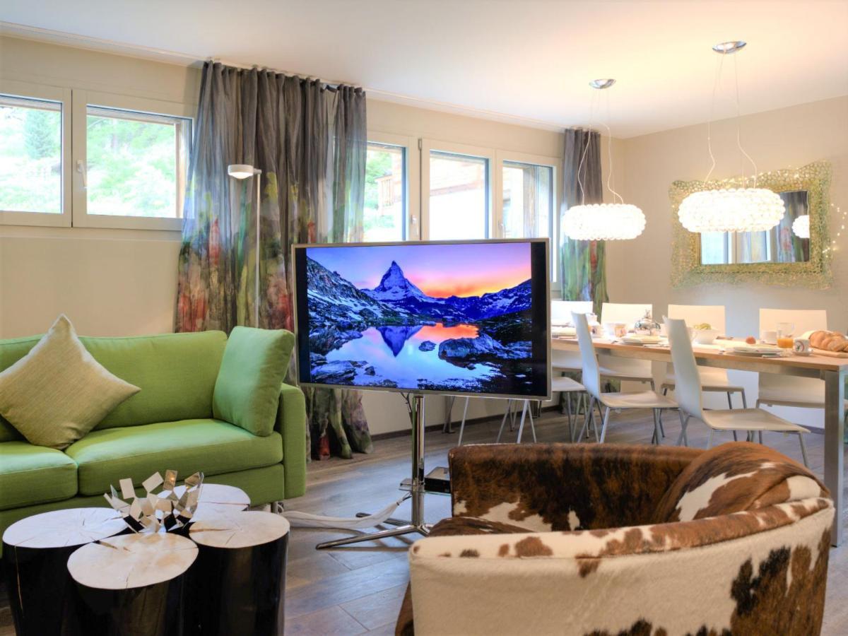 Dione Apartment